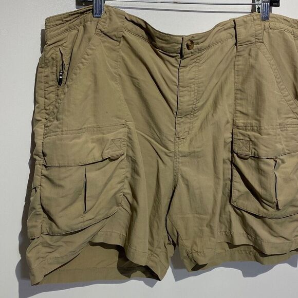 L.L. Bean Women's Tan High Waist Nylon Cargo Trekking Shorts Size XL - Picture 2 of 11